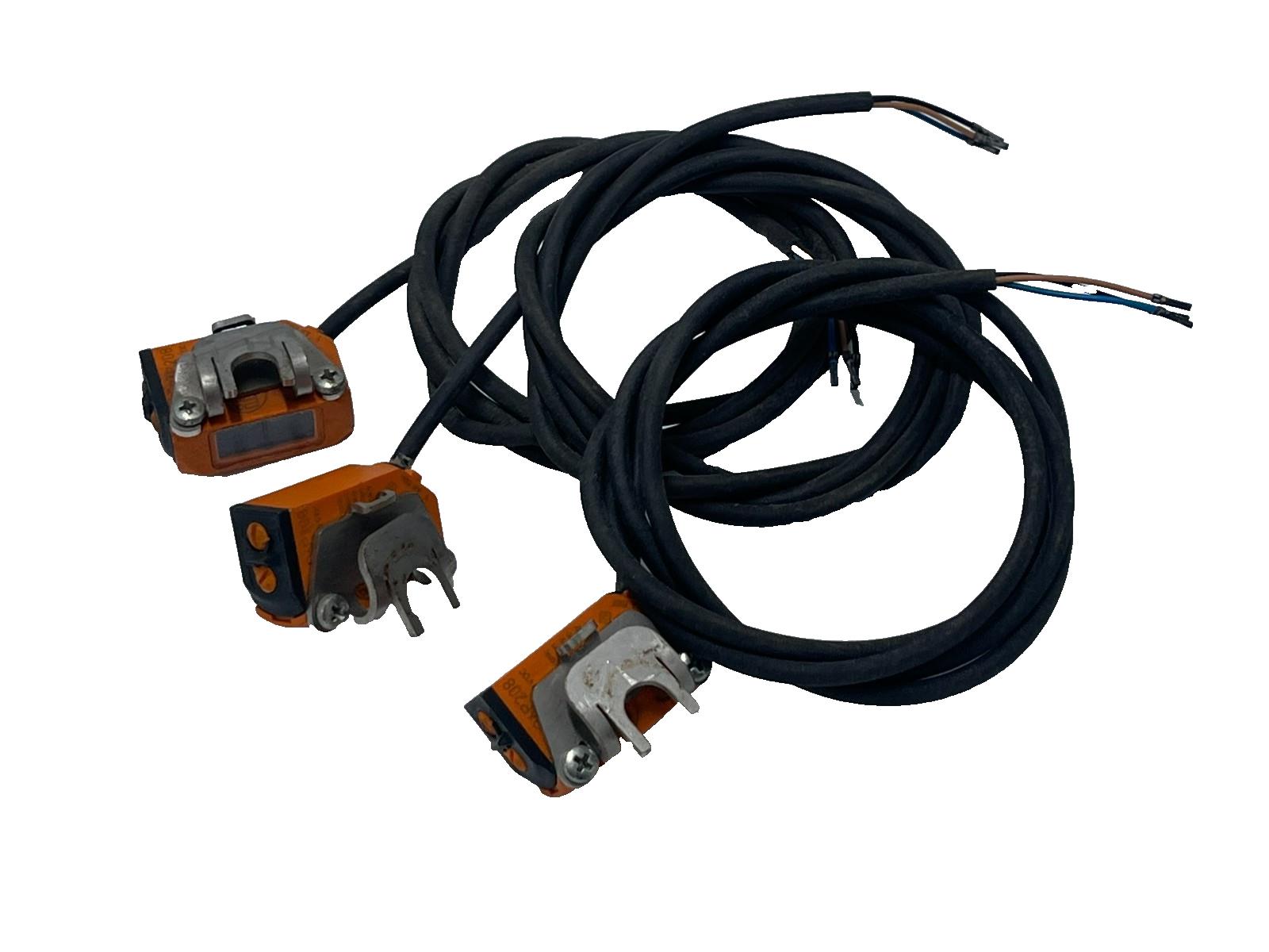 LOT OF 3 IFM O6P208 Photoelectric Sensor O6P-FPKG/1M/PH-O6P208 WITH BRACKETS