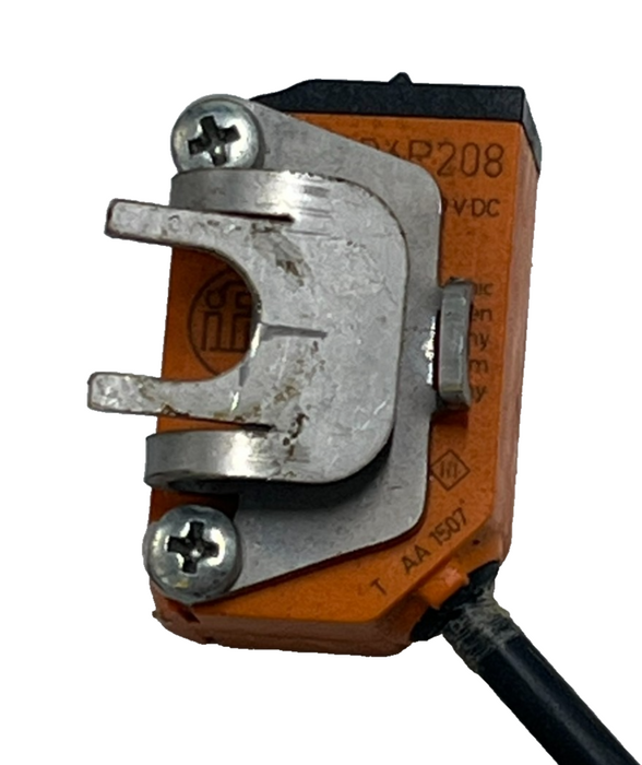 LOT OF 3 IFM O6P208 Photoelectric Sensor O6P-FPKG/1M/PH-O6P208 WITH BRACKETS