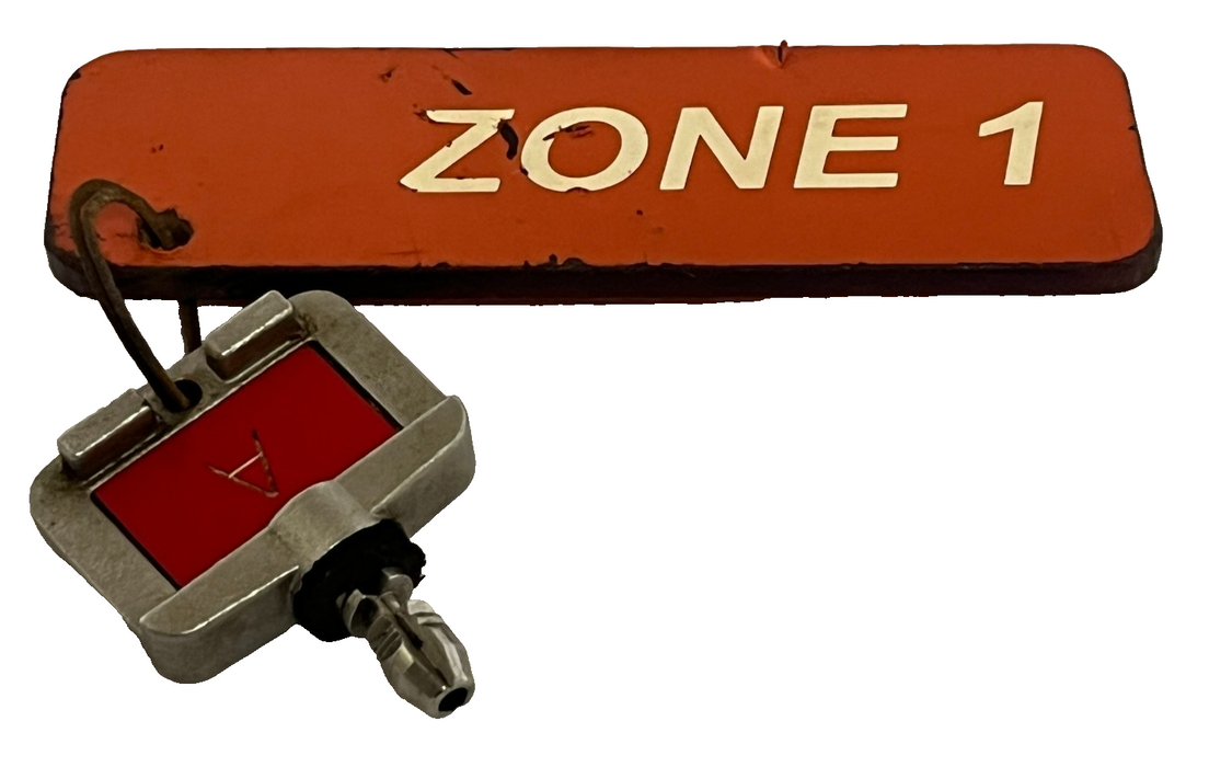 Salzer M221-24475 Rotary Cam Switch - 3-Phase 20A 600VAC - Industrial Key Switch
