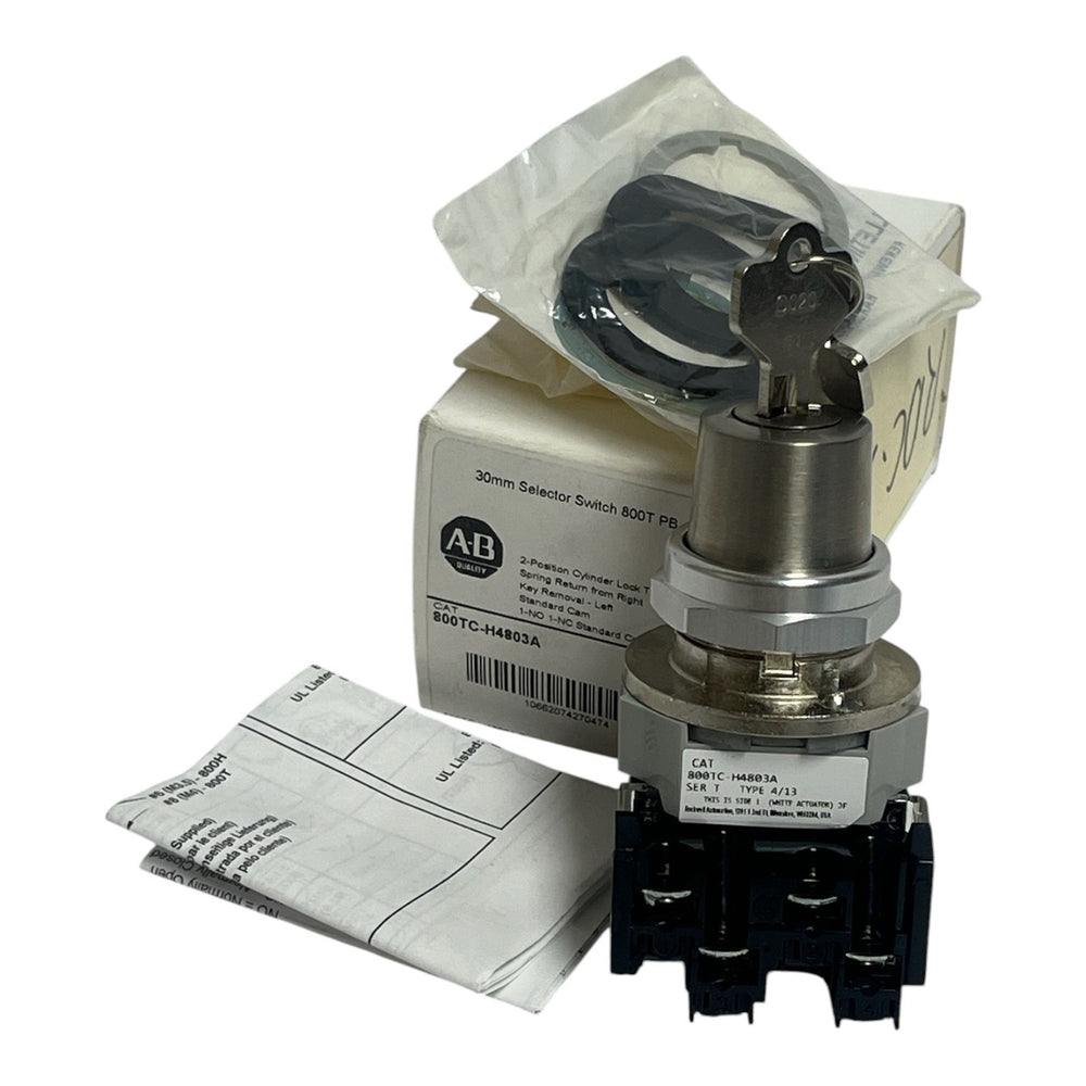 Allen-Bradley 800TC-H4803A 30mm 2-Position Keyed Selector Switch - New In Box